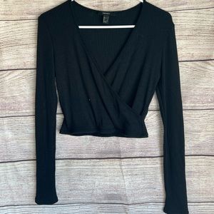 Forever 21 cropped black wrap long sleeve top
